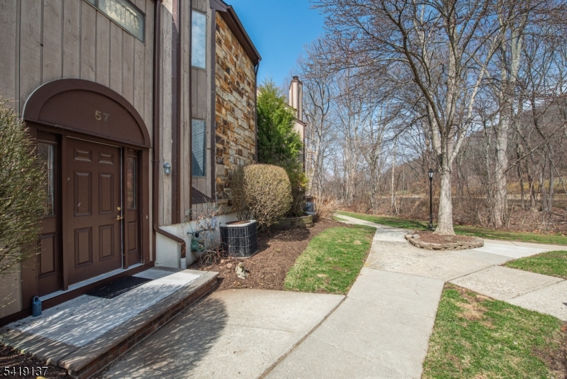 Hastings Square - Residential