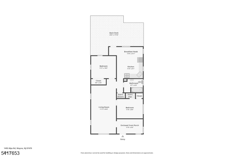 Main image without alt text