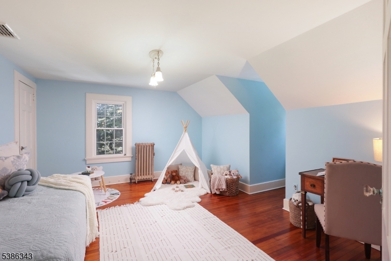 Washington Headquarters - Residential