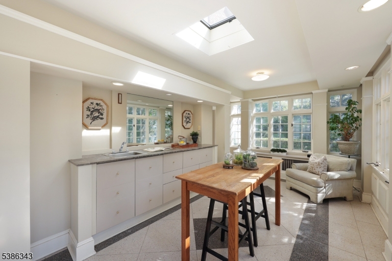 Washington Headquarters - Residential