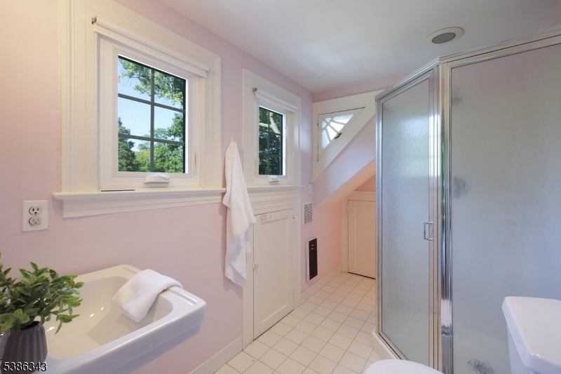 Washington Headquarters - Residential