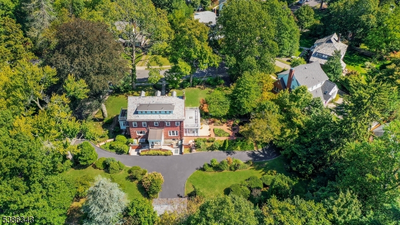 Washington Headquarters - Residential