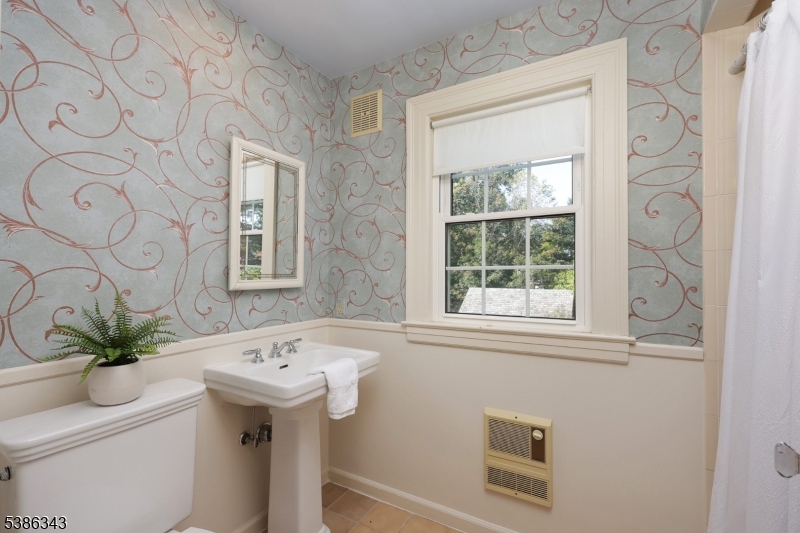 Washington Headquarters - Residential