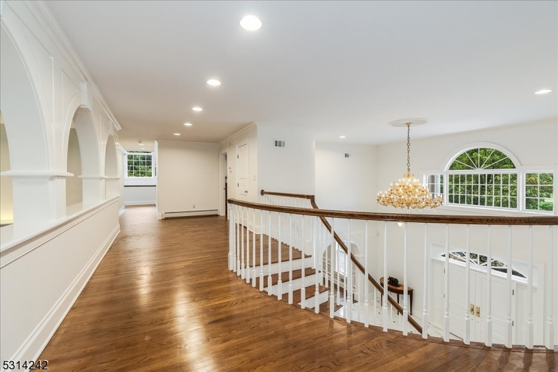 New Vernon - Residential