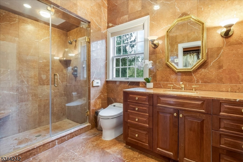 New Vernon - Residential