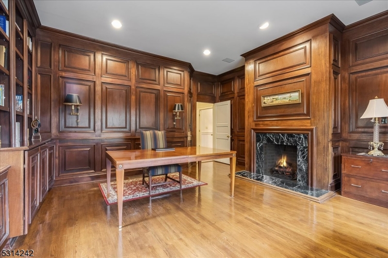 New Vernon - Residential