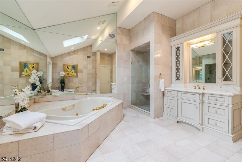 New Vernon - Residential