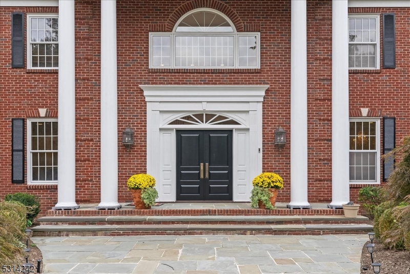 New Vernon - Residential