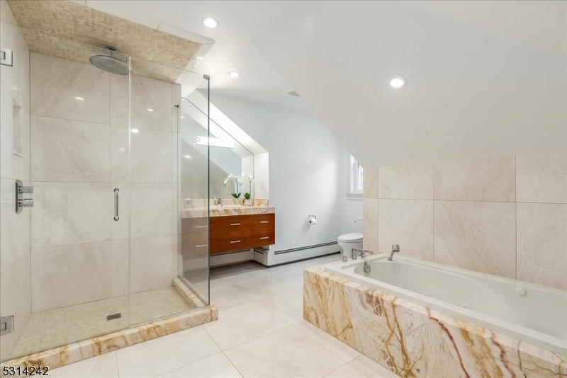 New Vernon - Residential