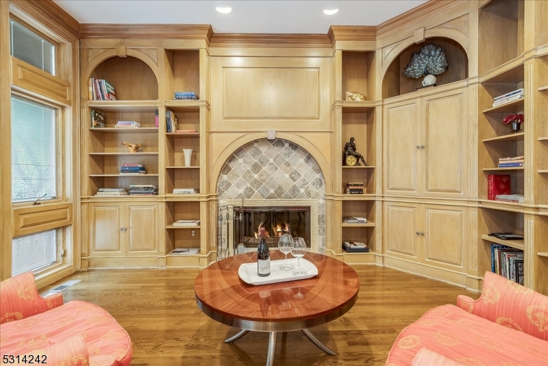 New Vernon - Residential