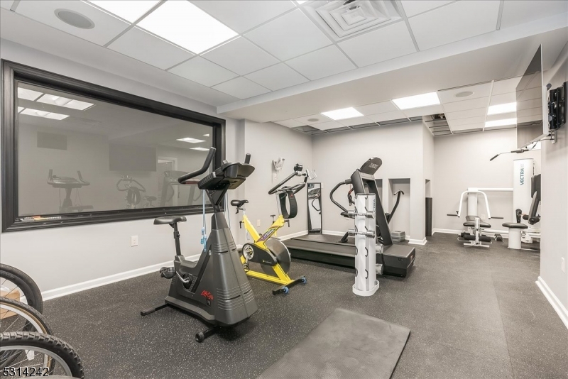 New Vernon - Residential