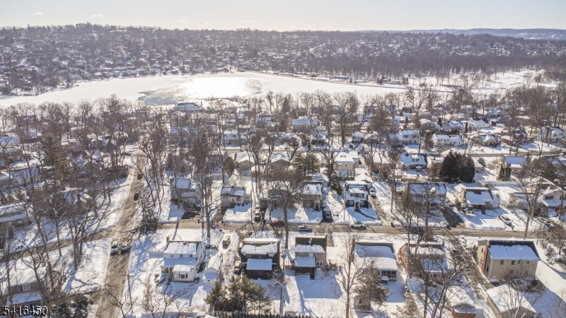 PACKANACK LAKE - Residential