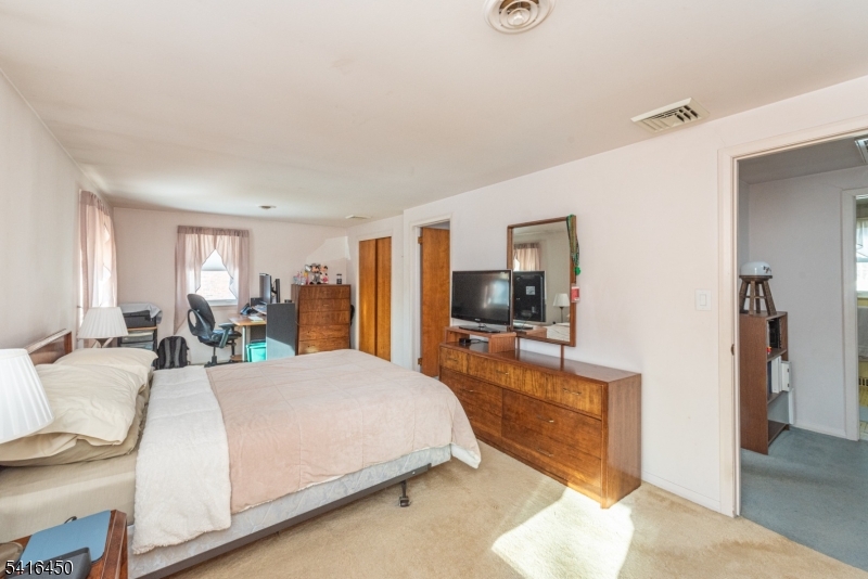 PACKANACK LAKE - Residential