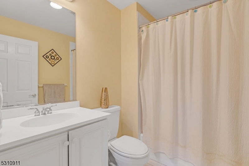 Beacon Manor - The Hills - Residential