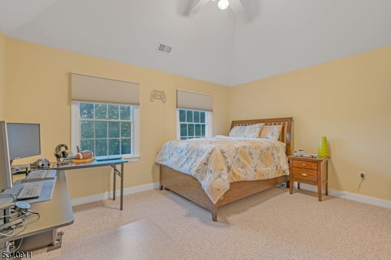 Beacon Manor - The Hills - Residential