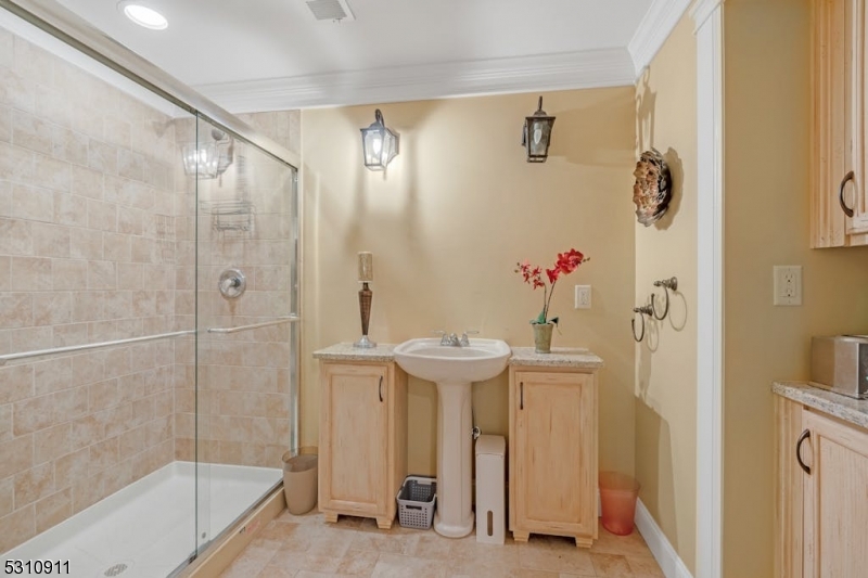 Beacon Manor - The Hills - Residential