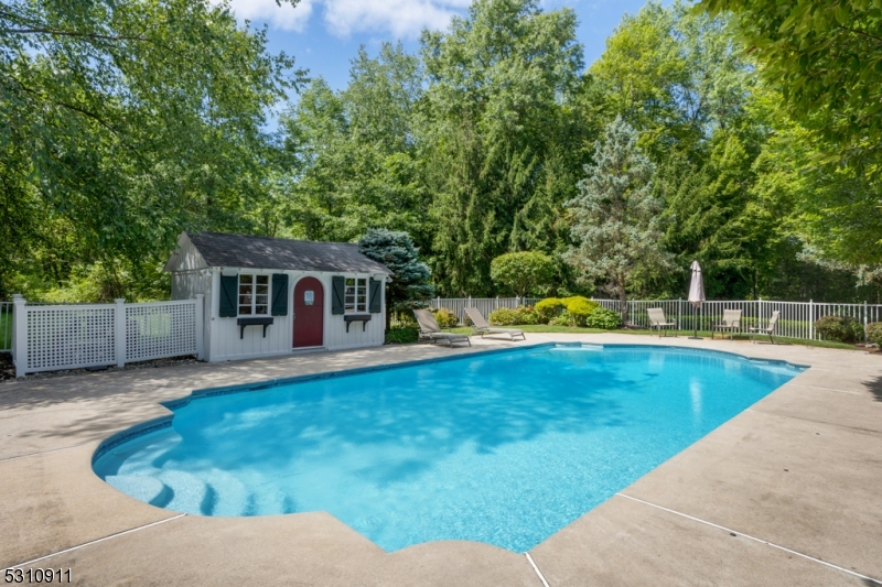 Beacon Manor - The Hills - Residential