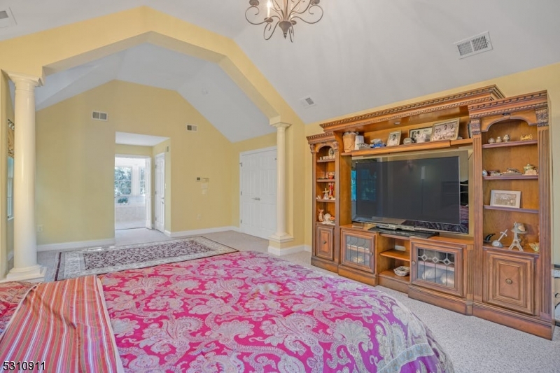 Beacon Manor - The Hills - Residential