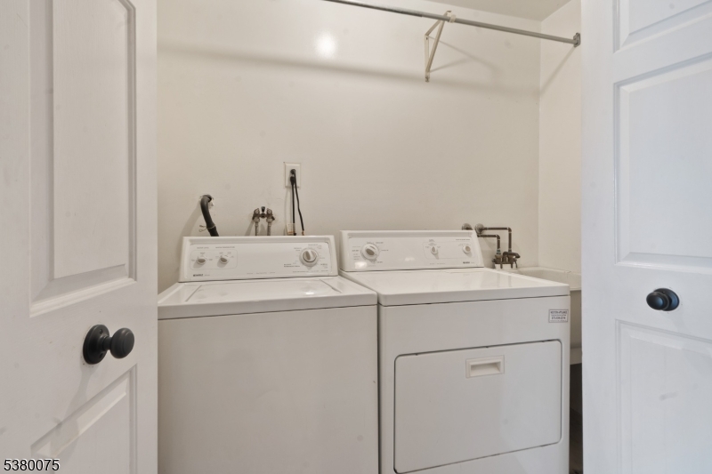 Mendham Commons - Residential