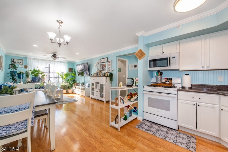 Faulkner Court - Residential