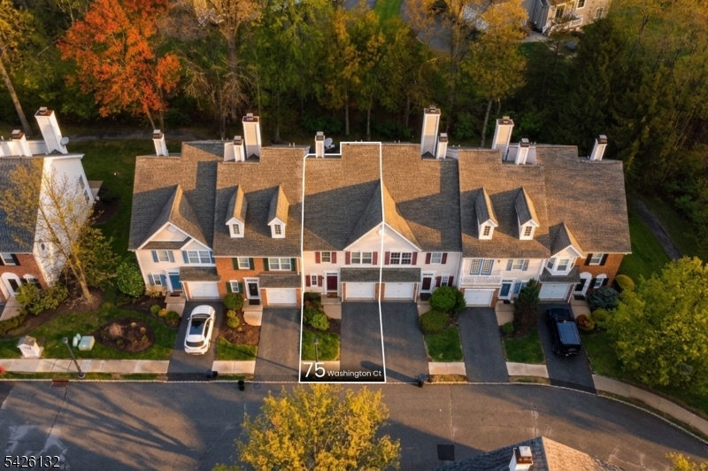 Jade Mountain - Residential