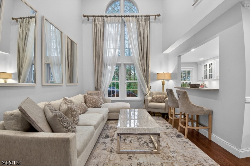 Jade Mountain - Residential