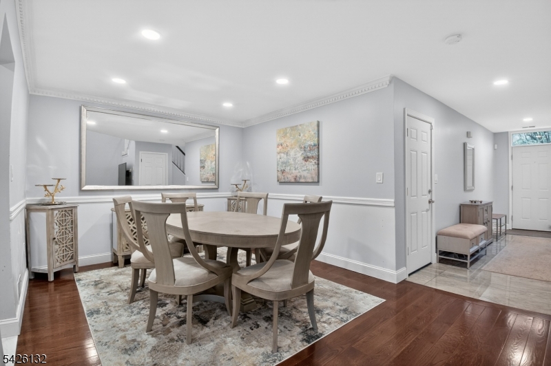 Jade Mountain - Residential