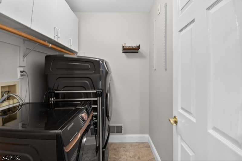 Jade Mountain - Residential