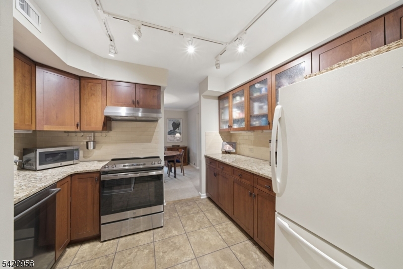 Countryside Manor - Residential