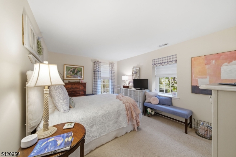 Countryside Manor - Residential