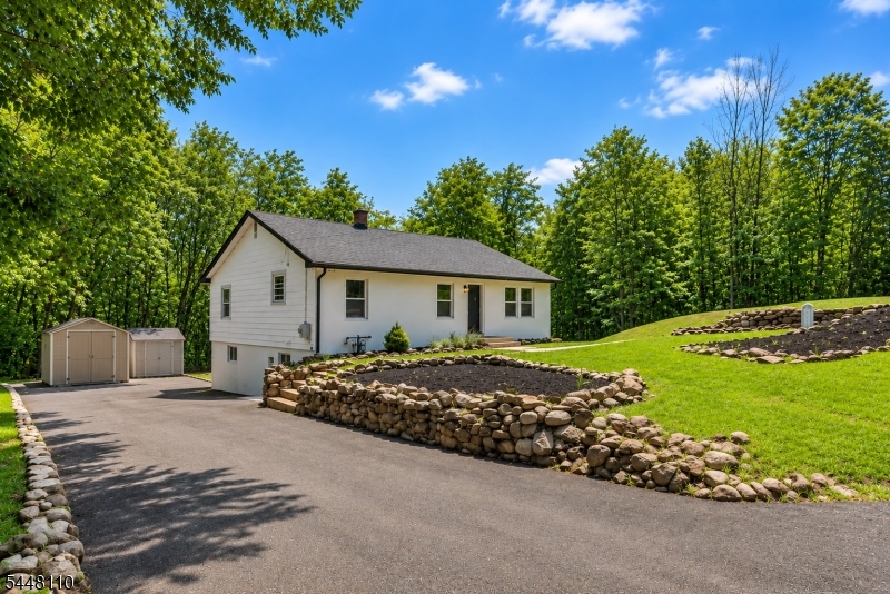 Photo 1 of 31 — 74 Hook Mountain Rd, Montville Twp., NJ 07045