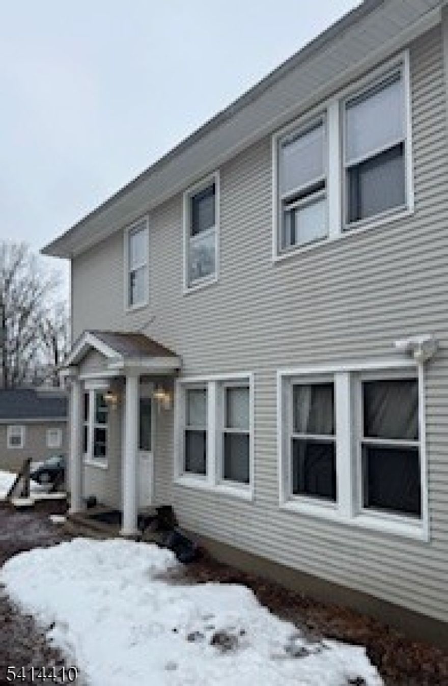 Charming 1-bedroom, 1-bath apartment offering comfort, convenience, and privacy! Nestled in a building set back from the road, this apartment provides a peaceful retreat while remaining close to everything you need. Enjoy easy access to all major highways, seamless transportation to NYC, and a variety of restaurants and shopping nearby. Perfect for those seeking a private, well-located space with city connections at your fingertips.