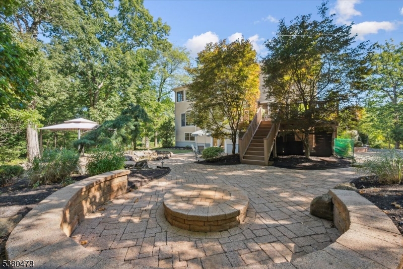 Mountain Top View Side - Residential