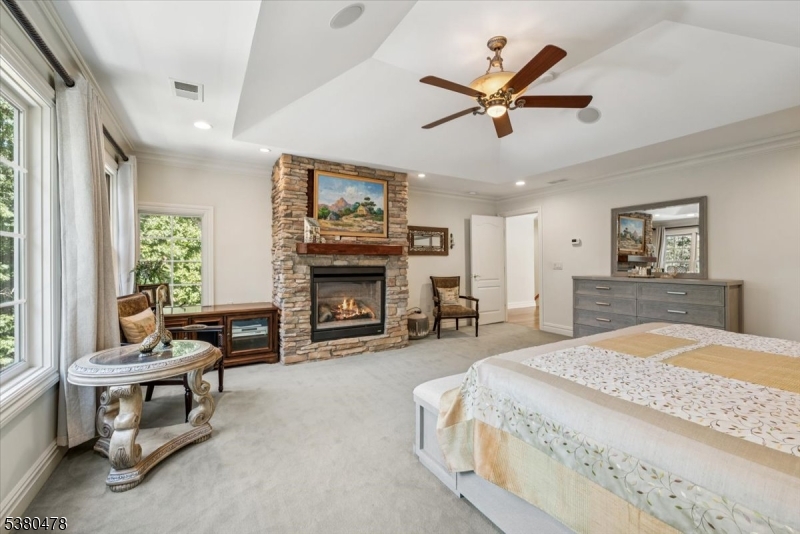 Mountain Top View Side - Residential