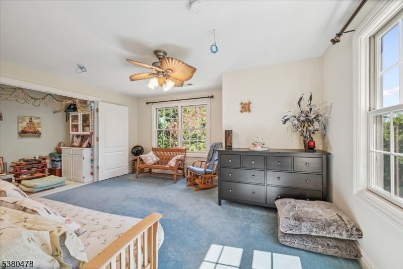 Mountain Top View Side - Residential