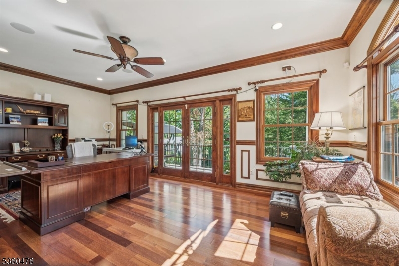 Mountain Top View Side - Residential