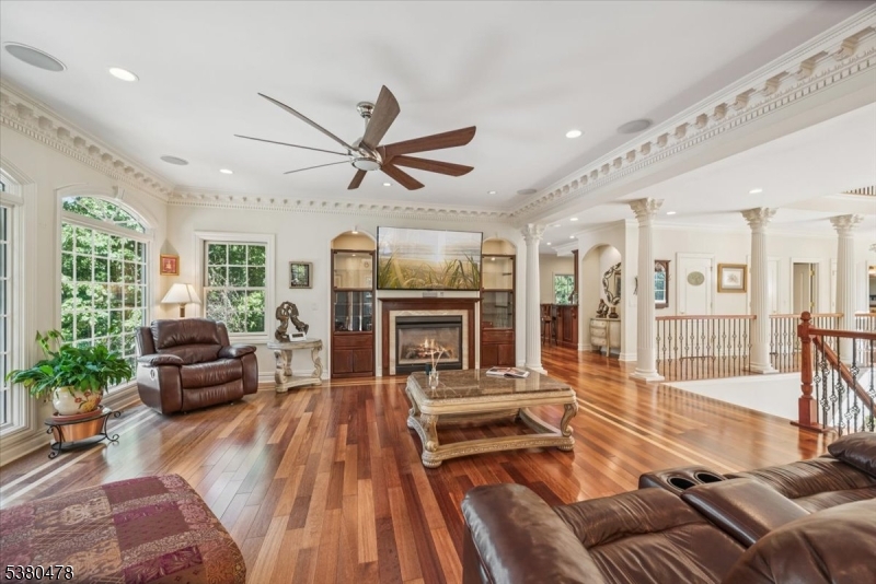 Mountain Top View Side - Residential