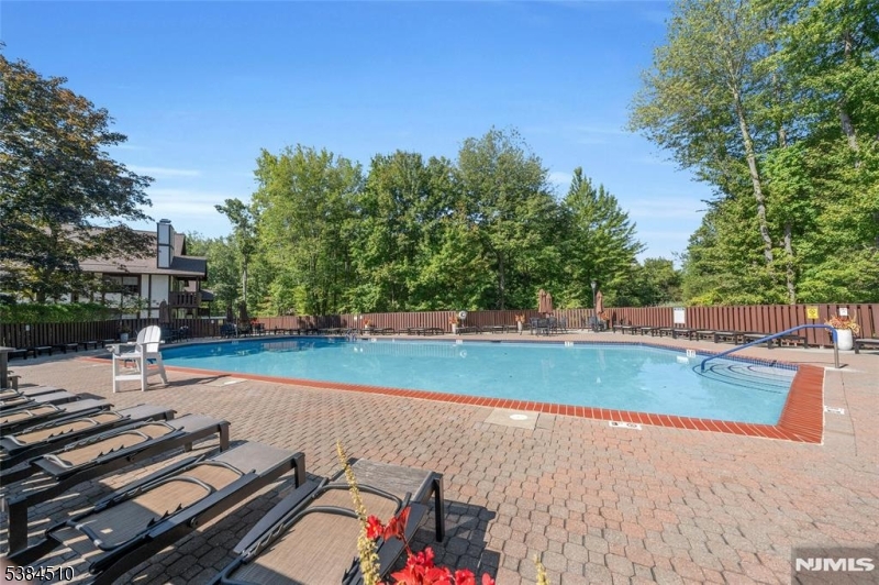 Ridge Gardens - Residential