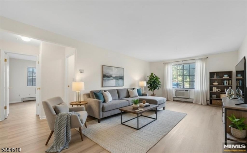 Ridge Gardens - Residential