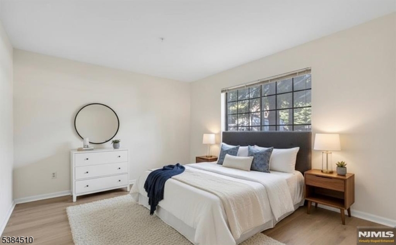 Ridge Gardens - Residential