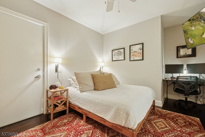 40 Park - Residential