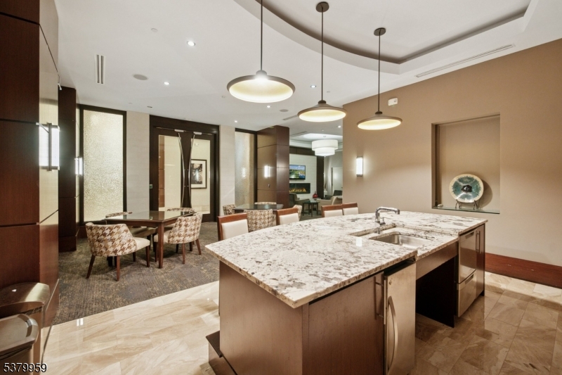 40 Park - Residential