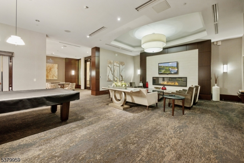 40 Park - Residential