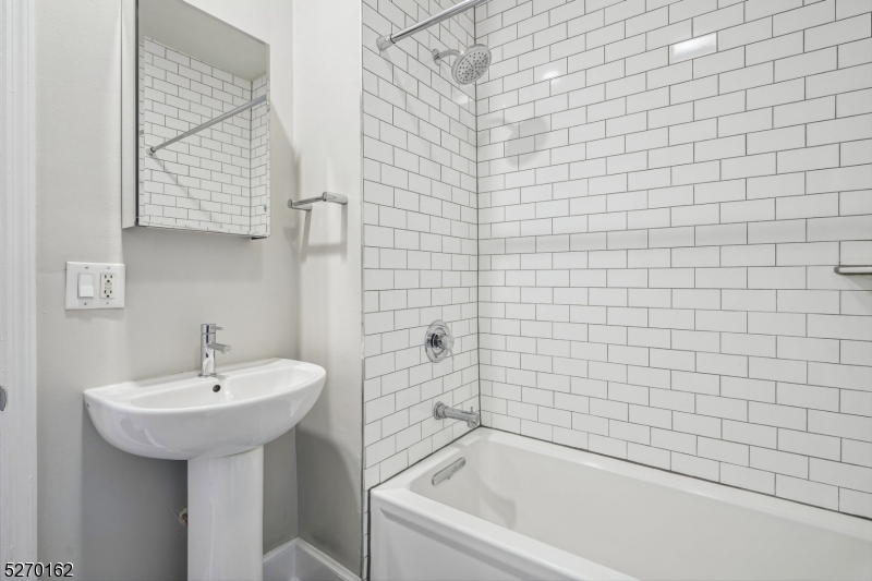 Maplewood Village - Residential Lease