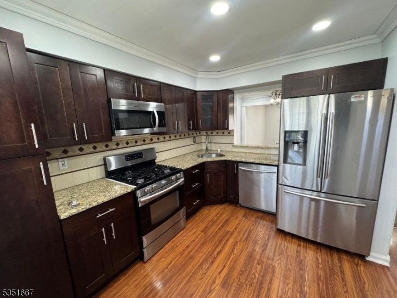 Brookview Commons - Residential