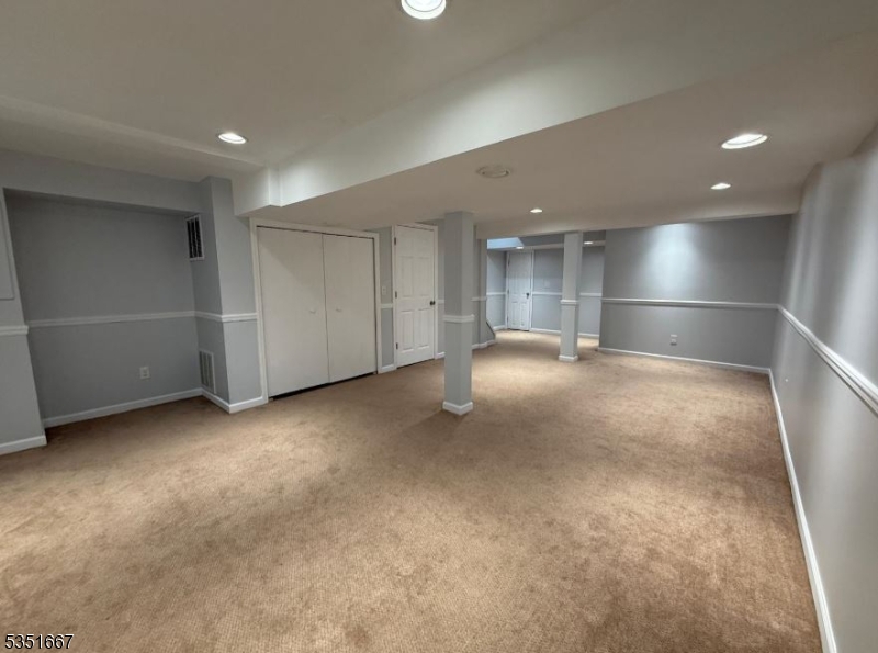 Brookview Commons - Residential