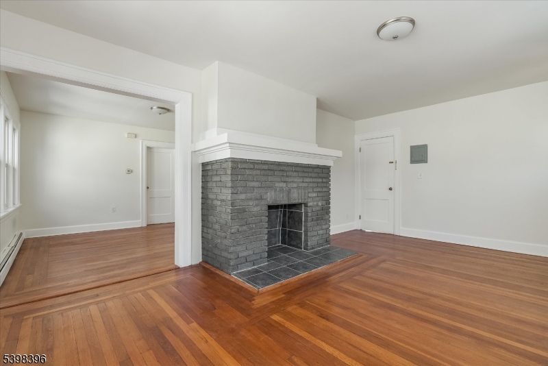 Frog Hollow/Walnut St - Residential Lease