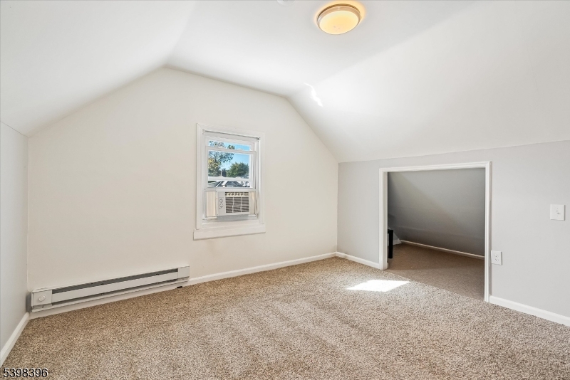 Frog Hollow/Walnut St - Residential Lease