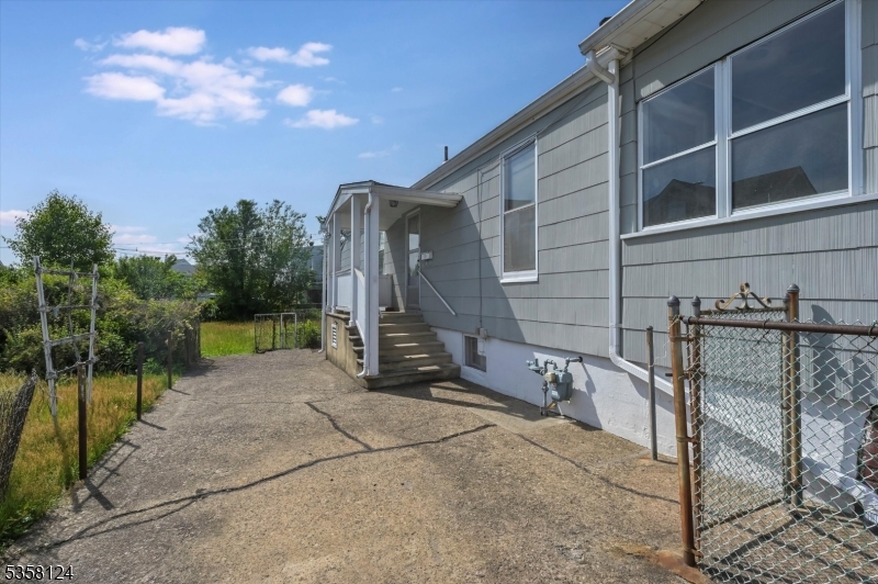 173 Lincoln Pl