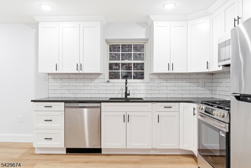 129 Mt Pleasant Ave 1 - Photo 4